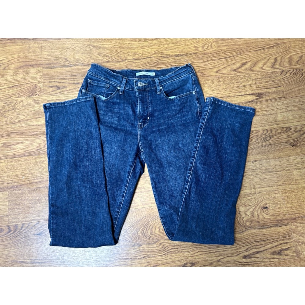Levis Classic Straight Leg Dark Wash Deep Indigo Boot cut Denim Jeans MidRise 28